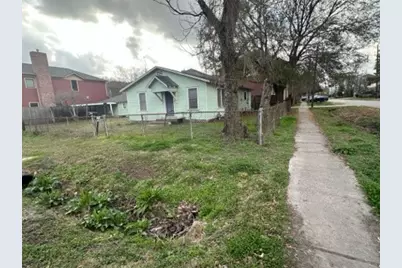 2543 Bevis Street, Houston, TX 77008 - Photo 4