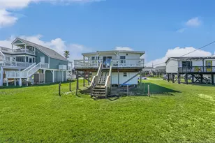 801 Seashell Dr, Surfside Beach, TX 77541 - Photo 10