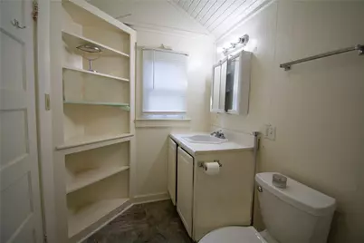 306 W Bryan Street, Brenham, TX 77833 - Photo 8