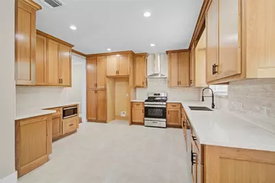 9406 Fern Wood Forest, Houston, TX 77040 - Photo 6