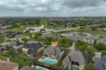 4627 La Escalona Drive, League City, TX 77573 - Photo 2