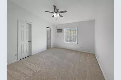11914 Kingslake Forest Drive, Houston, TX 77044 - Photo 8