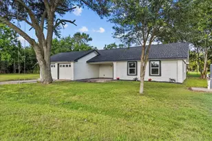 211 Avenue I, Alvin, TX 77511 - Photo 30