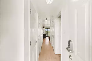 6102 Seawall Blvd, Galveston, TX 77551 - Photo 2