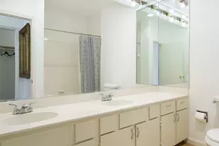 2209 S Braeswood Blvd, Houston, TX 77030 - Photo 8