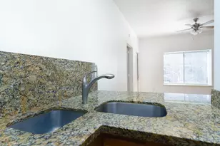 2209 S Braeswood Blvd, Houston, TX 77030 - Photo 4