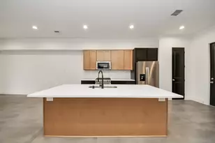 954 Junell St, Houston, TX 77088 - Photo 8