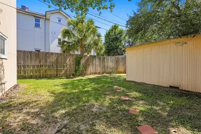 4505 Larch Lane #A, Bellaire, TX 77401 - Photo 28