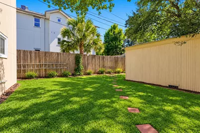 4505 Larch Lane #A, Bellaire, TX 77401 - Photo 24