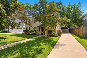 4505 Larch Ln, Bellaire, TX 77401 - Photo 2