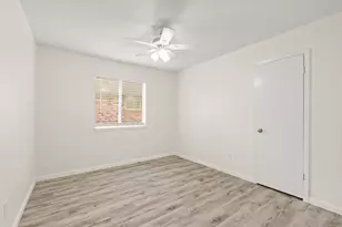12831 Newberry St, Sugar Land, TX 77478 - Photo 16