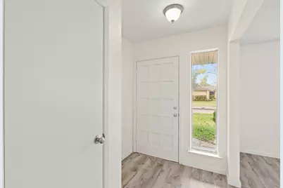 12831 Newberry Street, Sugar Land, TX 77478 - Photo 4