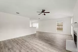 12831 Newberry St, Sugar Land, TX 77478 - Photo 10