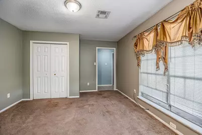 501 N Magnolia Street, Highlands, TX 77562 - Photo 10