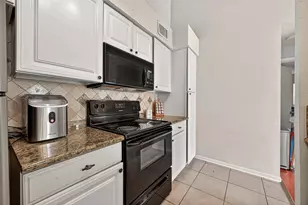 2277 S Kirkwood Rd, Houston, TX 77077 - Photo 22