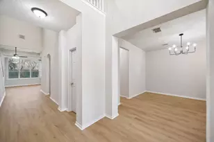 515 Deer Hollow Dr, Sugar Land, TX 77479 - Photo 6