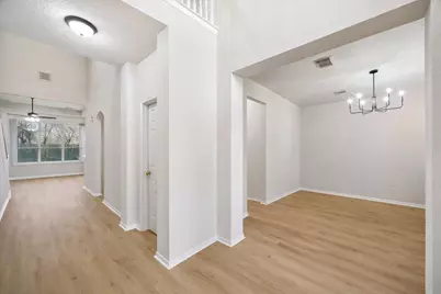 515 Deer Hollow Drive, Sugar Land, TX 77479 - Photo 6