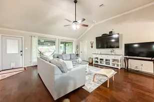 2818 Rustic Wood Ln, Rosharon, TX 77583 - Photo 6