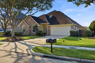 1279 Ocean Manor Ln, League City, TX 77573 - Photo 1