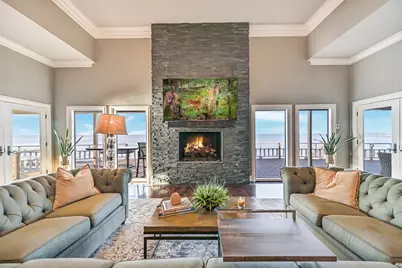 4107 W Bayside Way, Jamaica Beach, TX 77554 - Photo 2