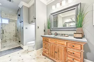 4107 W Bayside Way, Jamaica Beach, TX 77554 - Photo 32