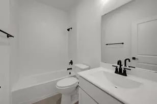 402 Cane Xing Lk Dr, Sealy, TX 77474 - Photo 24