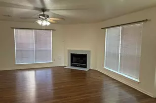 838 Island Meadow Ct, Houston, TX 77062 - Photo 2