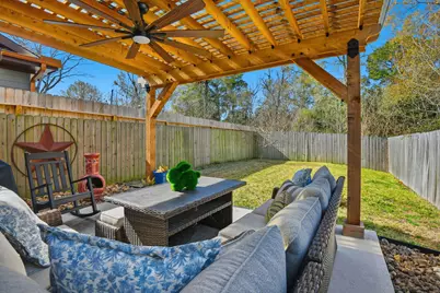 410 Peach Street, Tomball, TX 77375 - Photo 26