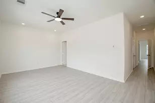 8630 Scott St, Houston, TX 77051 - Photo 24