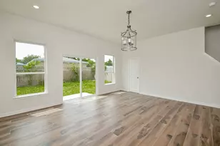 8630 Scott St, Houston, TX 77051 - Photo 8