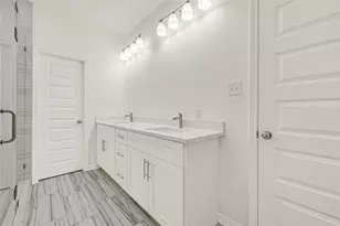 8630 Scott St, Houston, TX 77051 - Photo 26