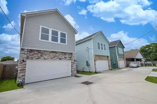 8630 Scott St, Houston, TX 77051 - Photo 34