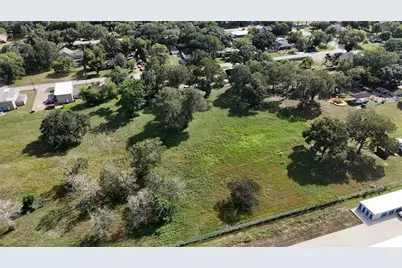 2401 4th Street, Rosenberg, TX 77471 - Photo 24