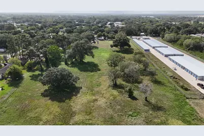 2401 4th Street, Rosenberg, TX 77471 - Photo 18