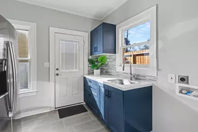 1901 Lexington Street, Houston, TX 77098 - Photo 14