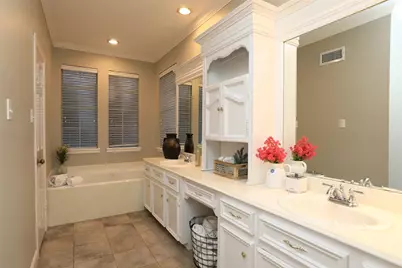 7906 Tizerton Court, Spring, TX 77379 - Photo 28