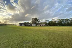 322 N Lhs Dr, Lumberton, TX 77657 - Photo 10