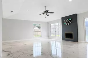 15719 Red Springs Dr, Houston, TX 77082 - Photo 6