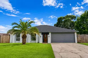 15719 Red Springs Dr, Houston, TX 77082 - Photo 1