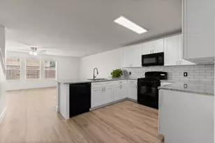 16859 Blackberry Lily Ln, Conroe, TX 77385 - Photo 8