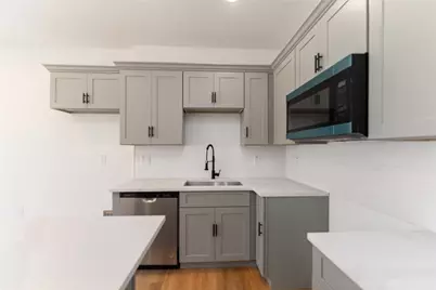 8201 Calhoun Street #A/B, Houston, TX 77033 - Photo 10