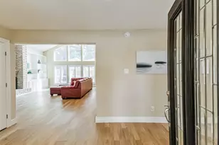 3911 Cherry Forest Dr, Houston, TX 77088 - Photo 4