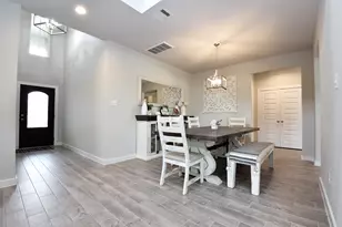 308 Spruce Oak Ln, Waller, TX 77484 - Photo 6