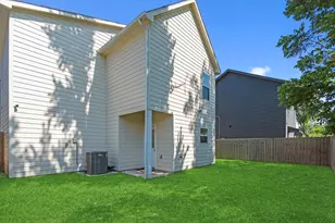 8019 Elbert St, Houston, TX 77028 - Photo 24