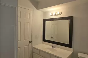 12323 Split Rail Ln, Houston, TX 77071 - Photo 14