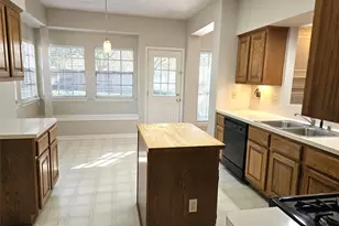 14310 Windsor Oaks Ln, Houston, TX 77062 - Photo 8