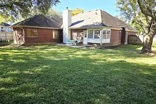 14310 Windsor Oaks Ln, Houston, TX 77062 - Photo 22