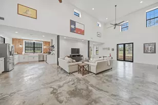 1094 Dunlavy Rd, Cat Spring, TX 78933 - Photo 32