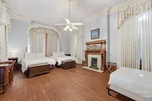 1826 Sealy St, Galveston, TX 77550 - Photo 34