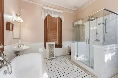 1826 Sealy Street, Galveston, TX 77550 - Photo 30